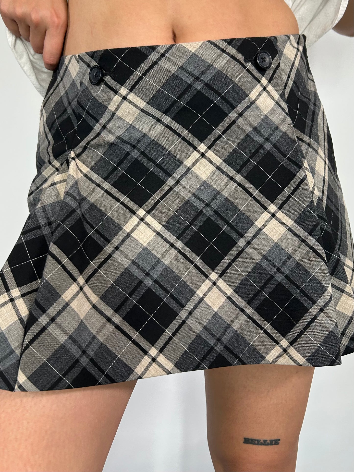 Vintage Plaid Buttoned Mini skirt