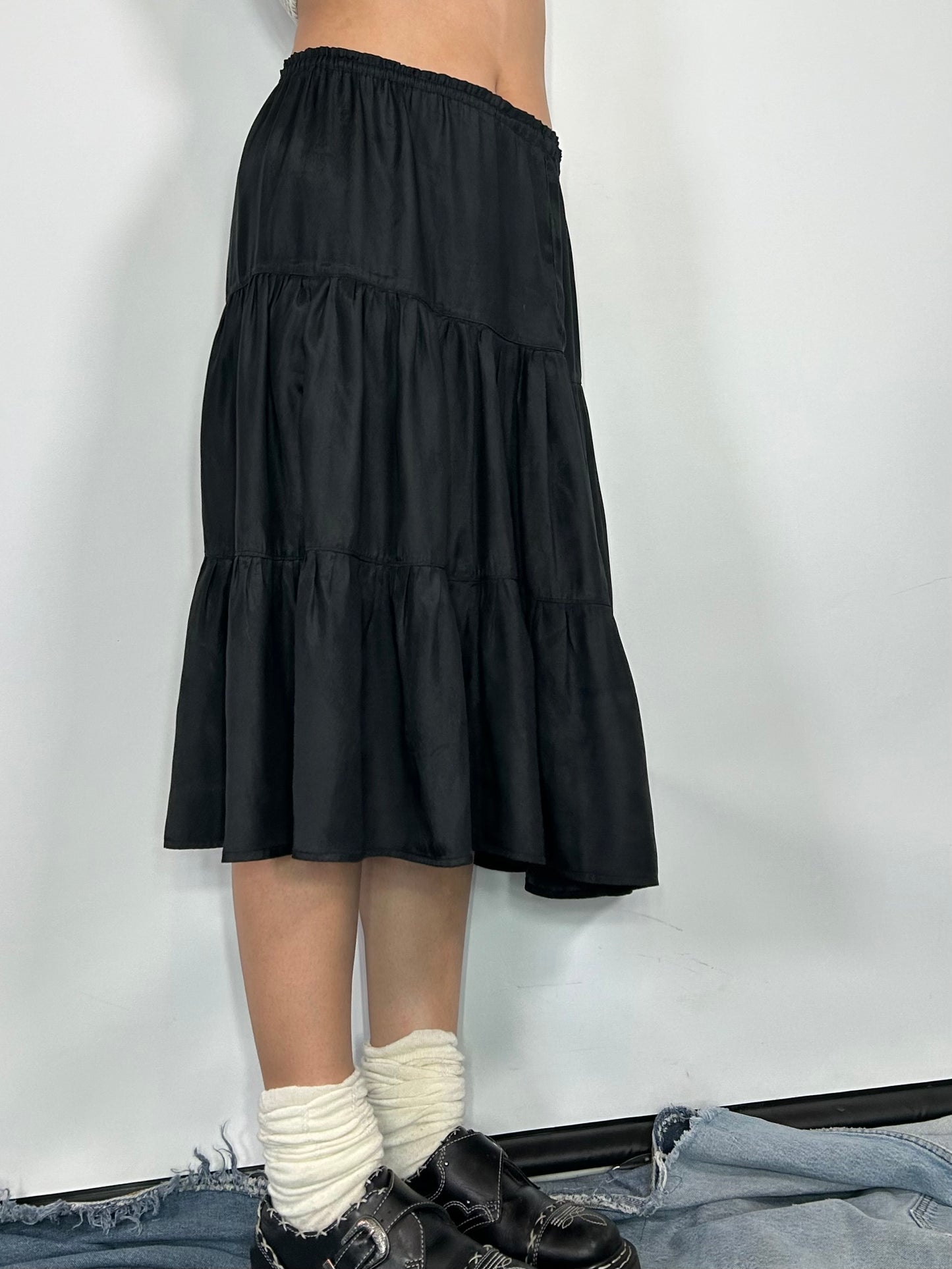 Flowy Black Tiered Midi Skirt