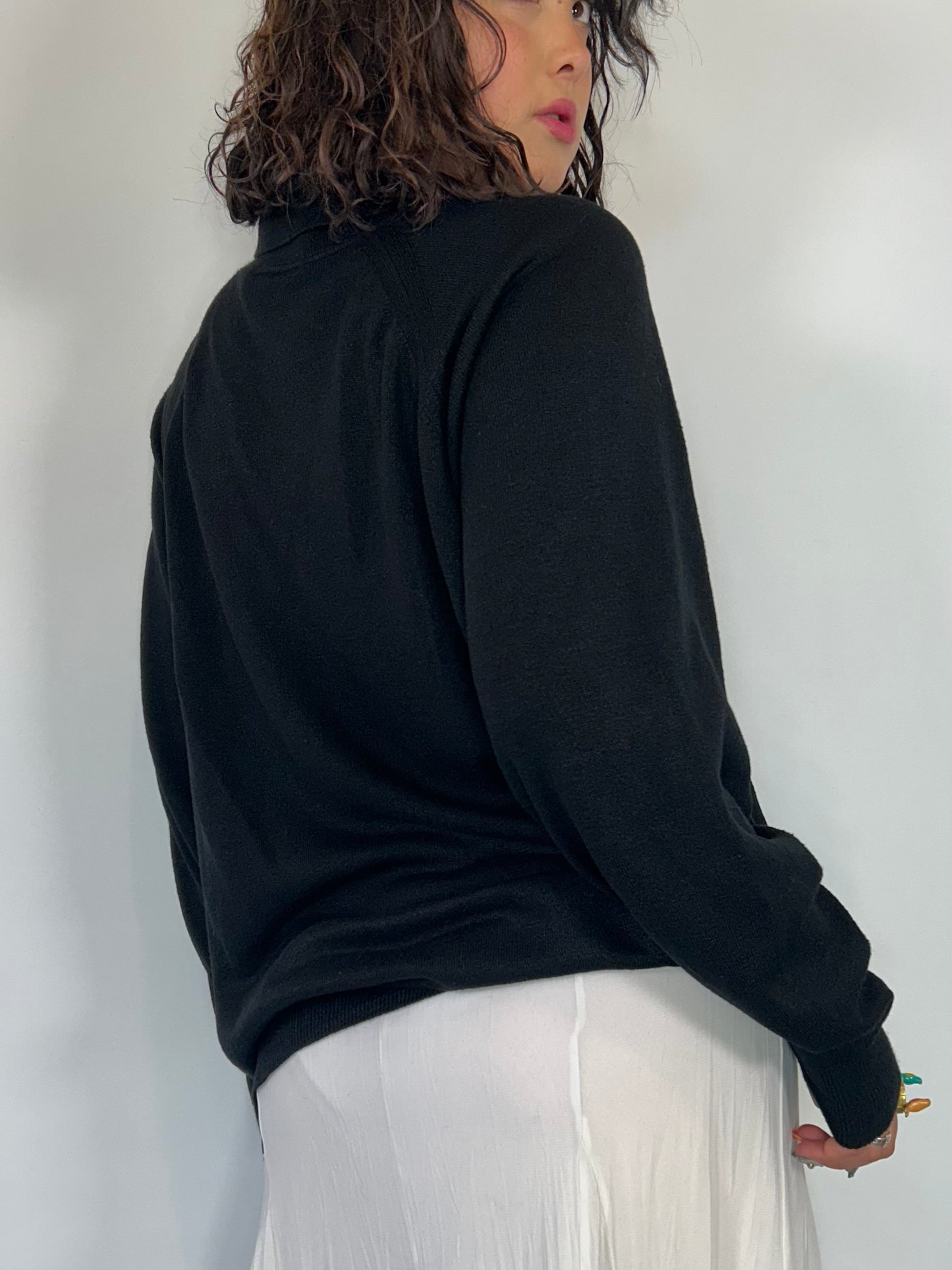 Vintage Pullover Black Sweater