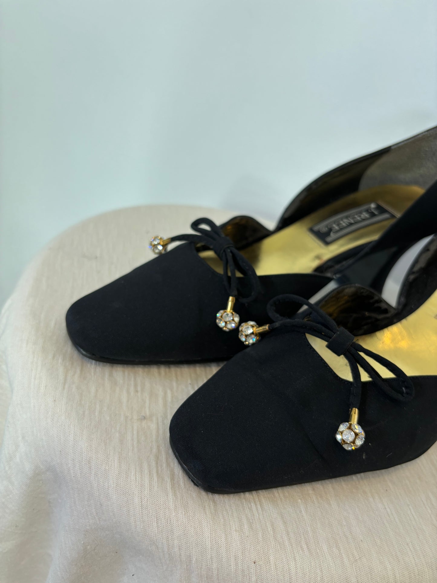 Vintage Bowtie Heels
