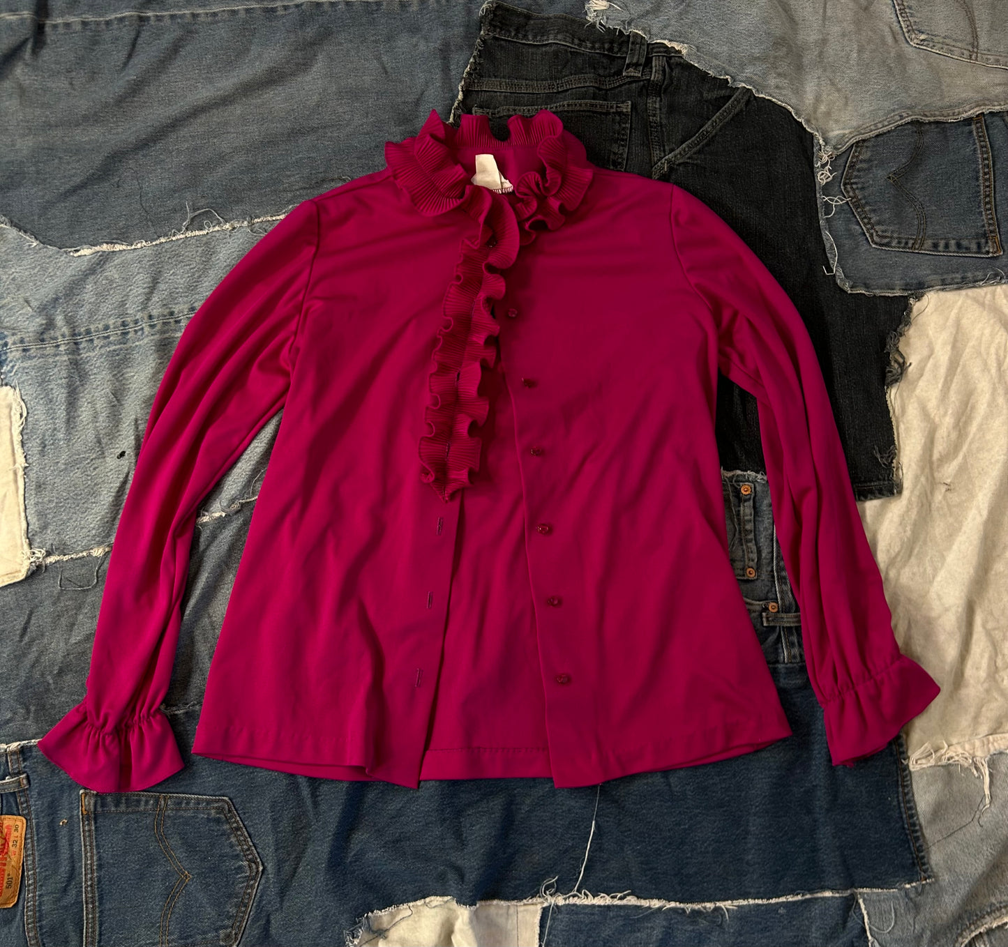 Vintage Frilly Fuchsia Button up