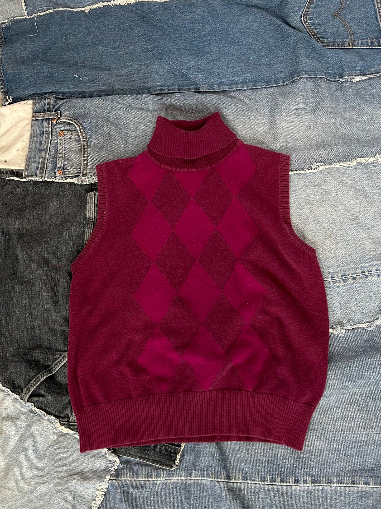 Vintage Red & Pink Sleeveless Turtleneck
