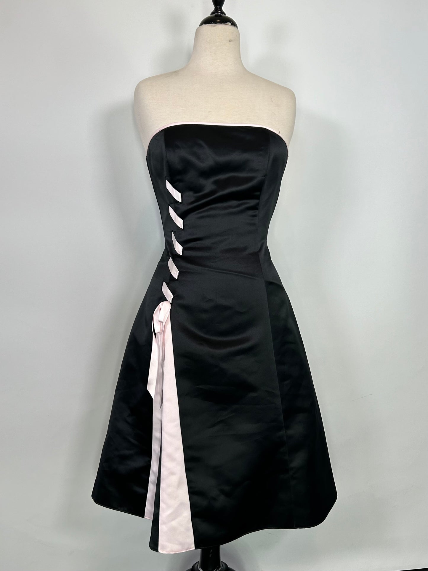 Vintage Strapless Bow Dress