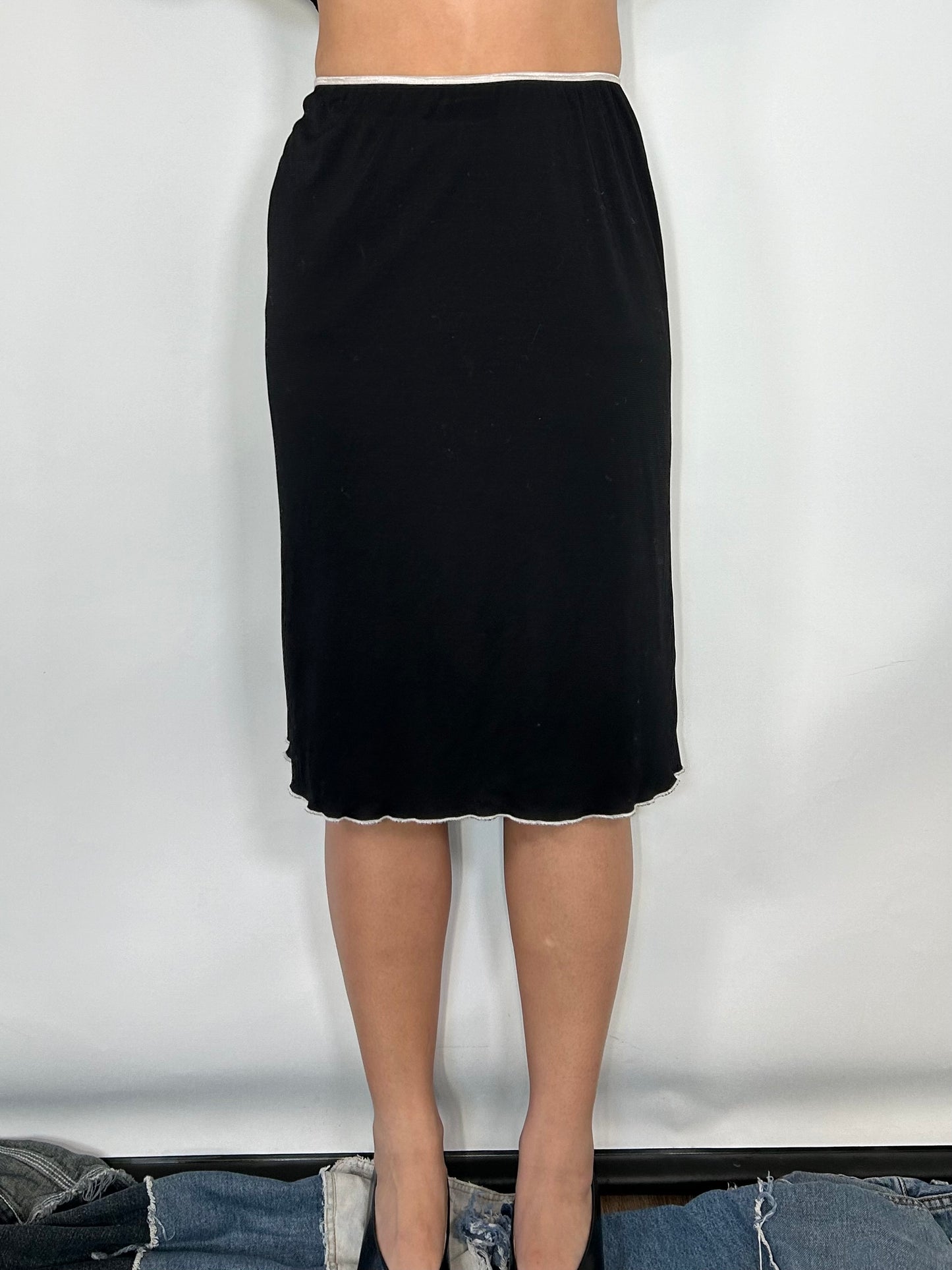 Vintage White Lined Black Skirt