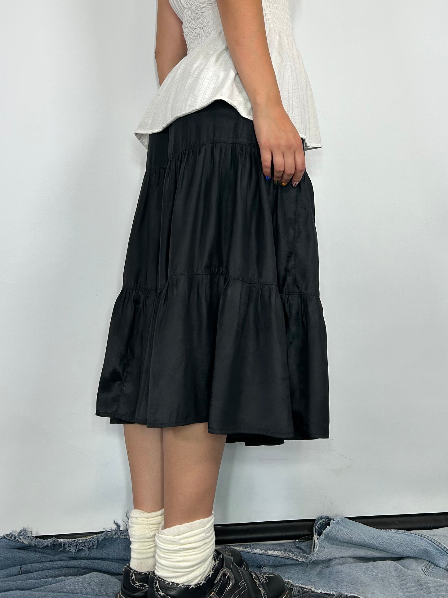 Flowy Black Tiered Midi Skirt